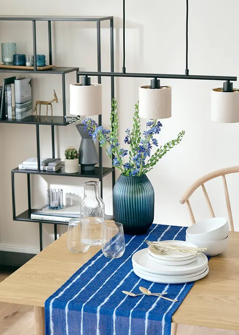 Chemin de table contenant du lin, bonprix