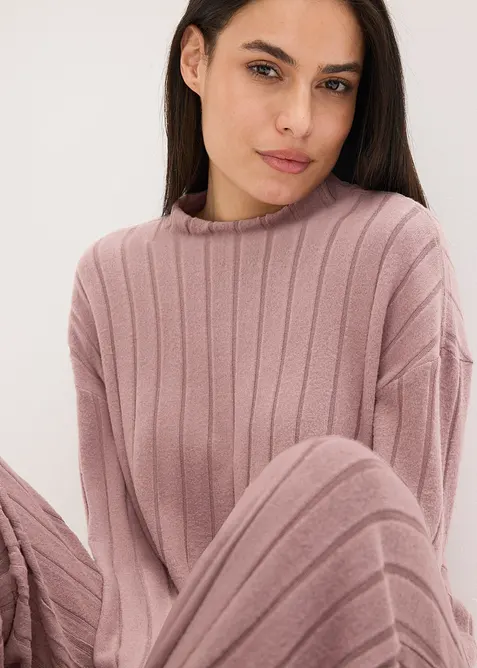 V&ecirc;tement d&rsquo;int&eacute;rieur en mati&egrave;re douce et c&ocirc;tel&eacute;e, oversize, bonprix