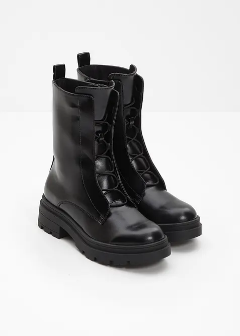 Boots lacées à semelle crantée, bonprix