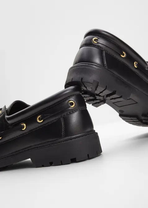 Mocassins lacés, bonprix