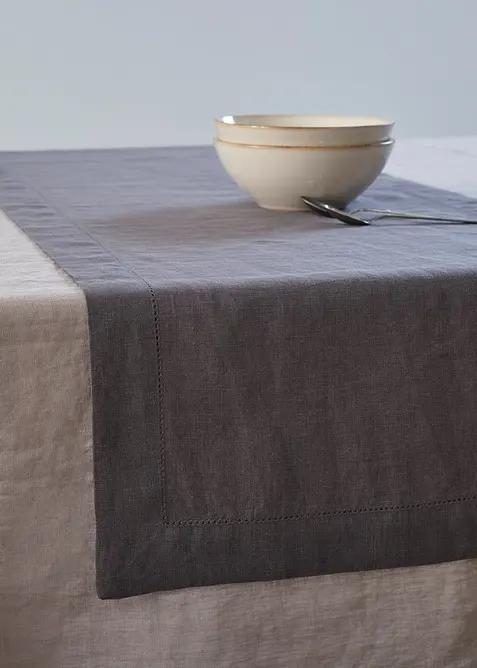 Chemin de table en lin, bonprix