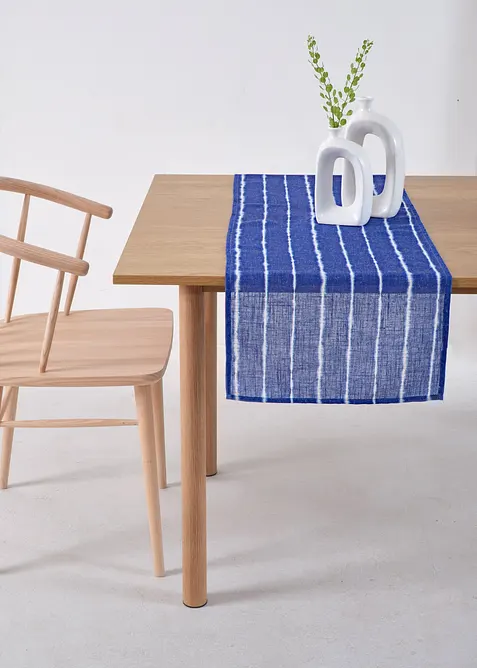 Chemin de table contenant du lin, bonprix