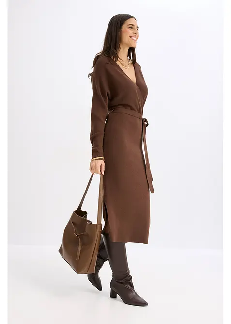 Robe pull fluide en viscose mélangée, bonprix