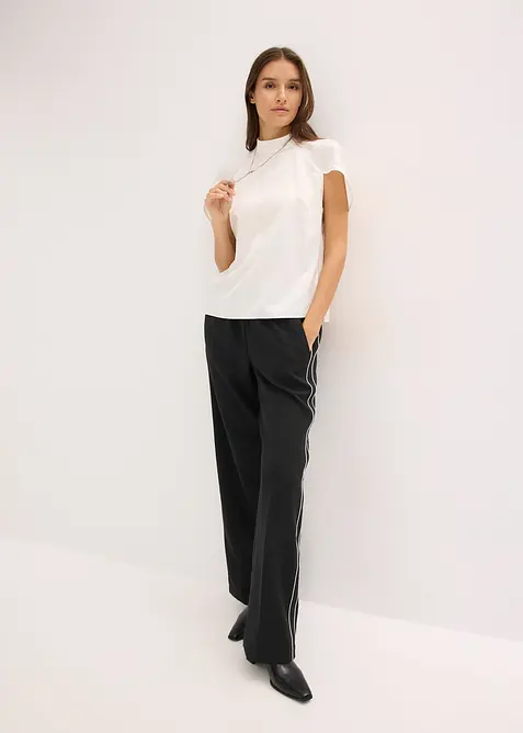 Blouse élégante à manches courtes en satin brillant, bonprix