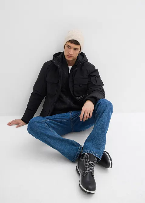 Veste rembourrée avec capuche et nombreuses poches, bonprix