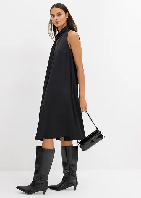 Robe courte en satin de viscose mélangée, bonprix