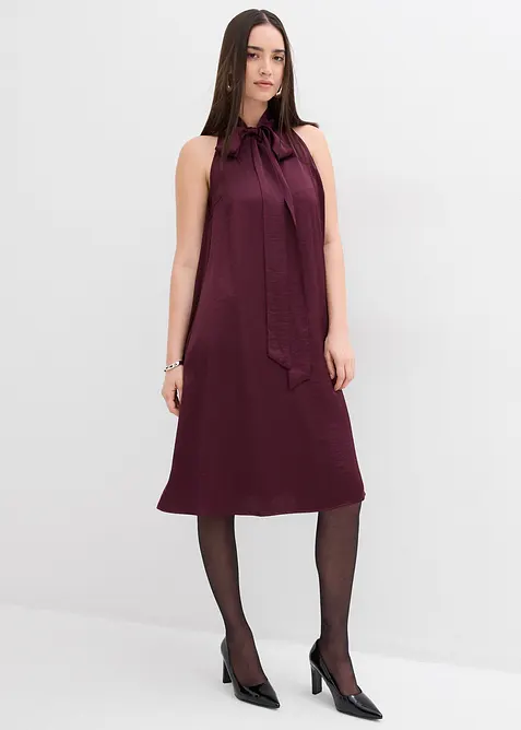 Robe courte en satin de viscose mélangée, bonprix