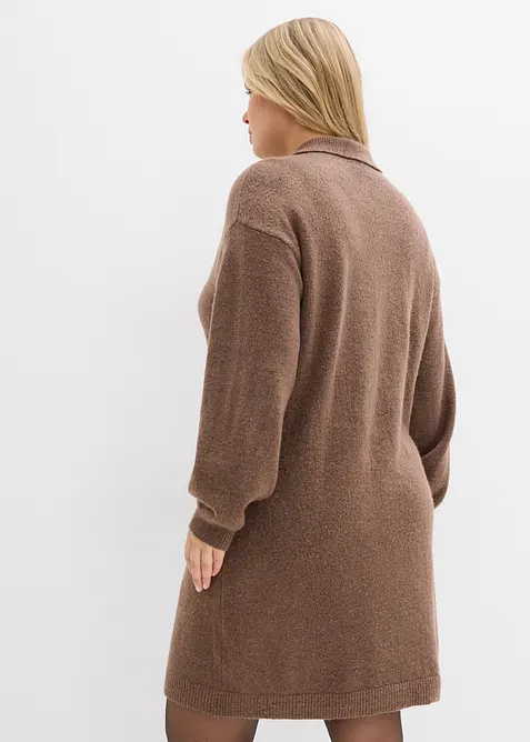 Robe courte en maille avec encolure boutonnée, bonprix