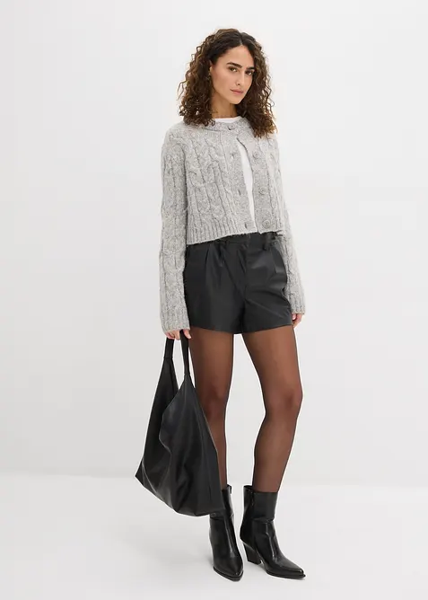 Short en tissu enduit, bonprix
