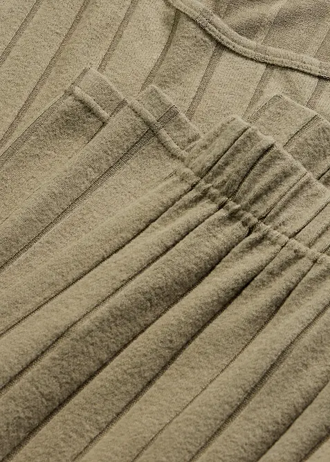 Tenue d&rsquo;int&eacute;rieur en mati&egrave;re c&ocirc;tel&eacute;e, bonprix