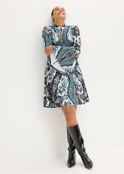 Robe en jersey avec col montant et manches volant&eacute;es, bonprix