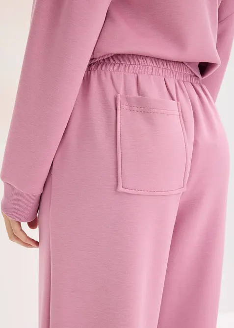 Tenue d&rsquo;int&eacute;rieur en mati&egrave;re n&eacute;opr&egrave;ne avec veste raccourcie, bonprix