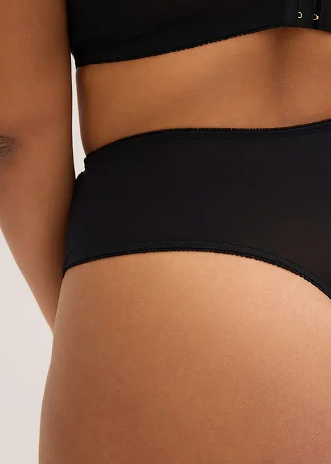 String taille haute avec dentelle, bonprix