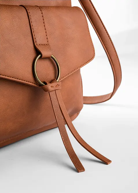 Sac de taille moyenne &agrave; bandouli&egrave;re et d&eacute;tail boucle, bonprix