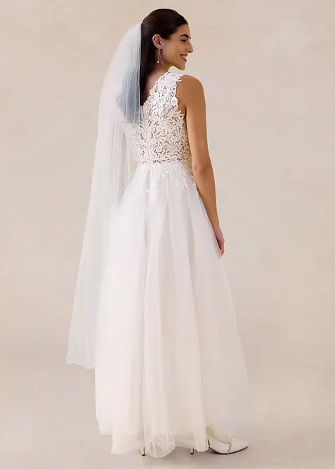 Robe de mari&eacute;e en tulle et dentelle, bonprix