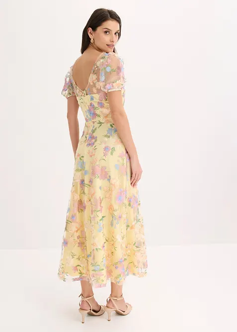 Robe longue avec broderies florales, bonprix