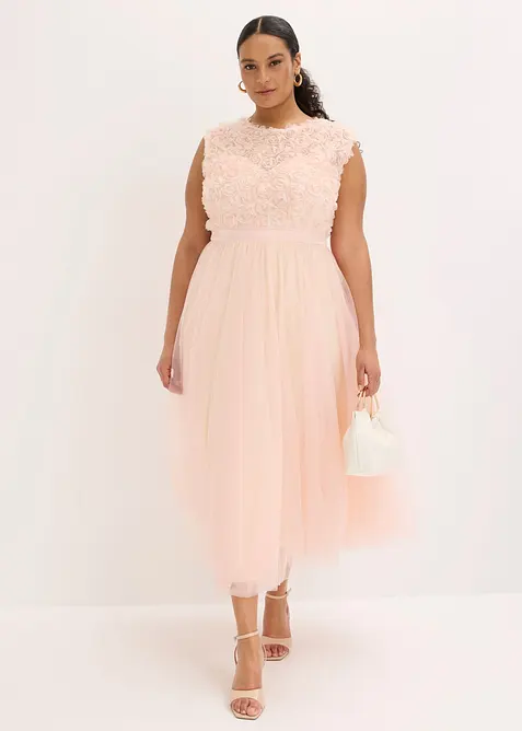 Robe de soir&eacute;e en tulle d&eacute;licat avec d&eacute;tails fleurs, bonprix