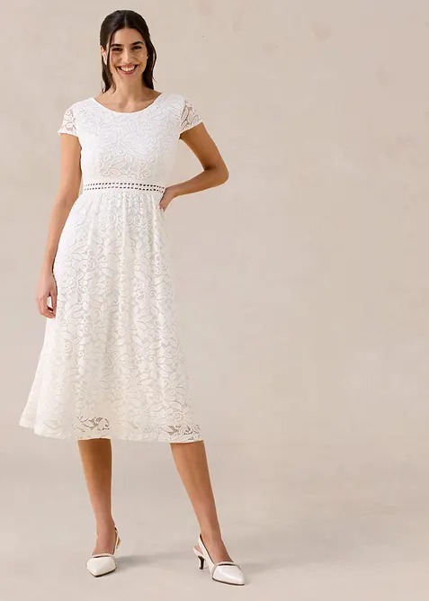 Robe en dentelle avec empi&egrave;cement crochet &agrave; la taille, bonprix