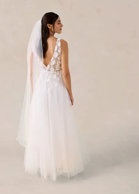Robe de mari&eacute;e en tulle avec fleurs appliqu&eacute;es, bonprix