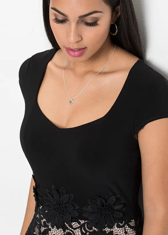 Mini-robe &agrave; dentelle, bonprix