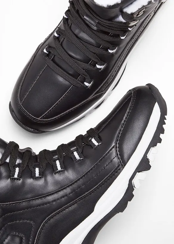 Boots lacées, bonprix