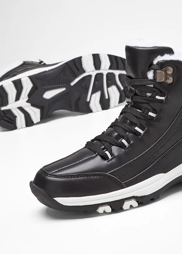 Boots lacées, bonprix