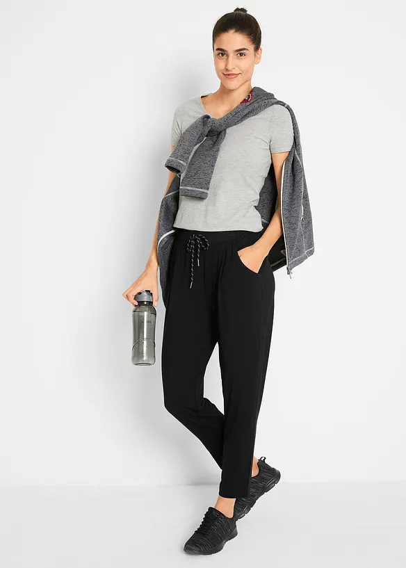 Pantalon de sport en viscose, longueur 7/8, bonprix