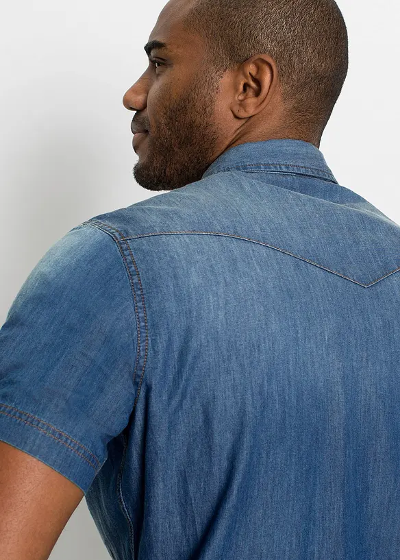 Chemise manches courtes slim en jean, 100% coton, bonprix