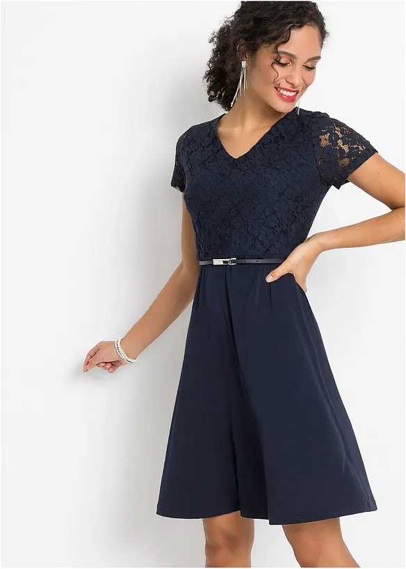 Robe courte avec ceinture et dentelle, bonprix