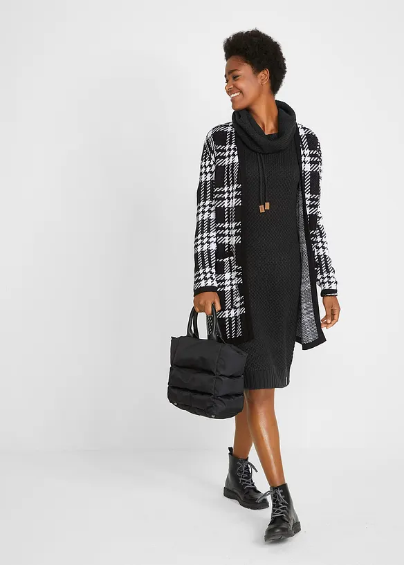 Robe en maille &agrave; col ch&acirc;le, bonprix