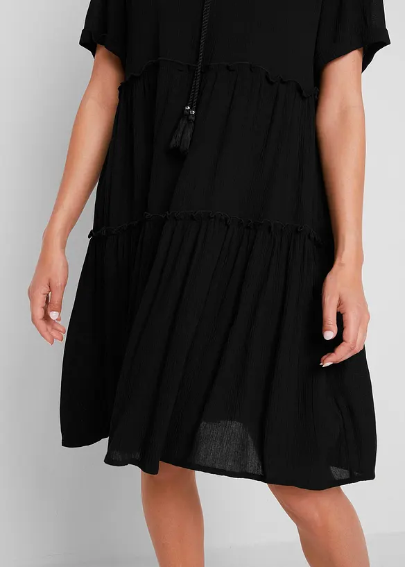 Robe en crépon de viscose, longueur genou, détail encolure, bonprix