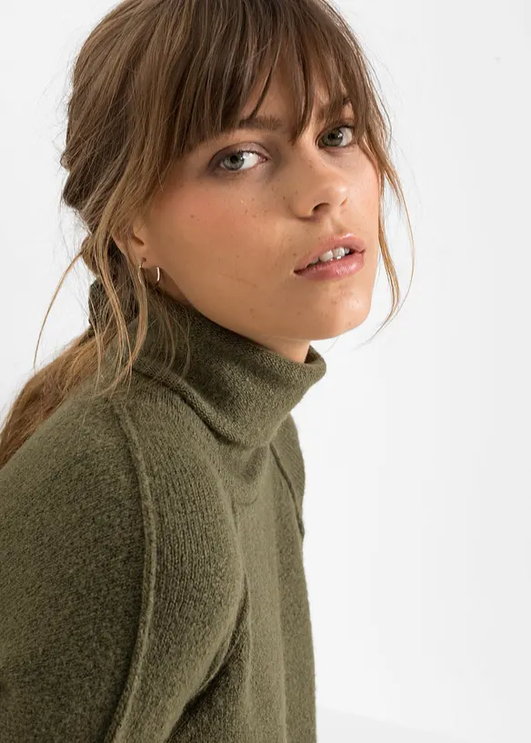 Robe en maille à col roulé, bonprix