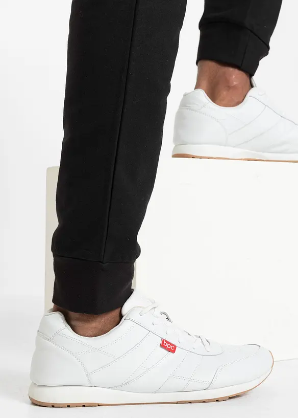 Pantalon de jogging à détails contrastants, 100% coton, bonprix