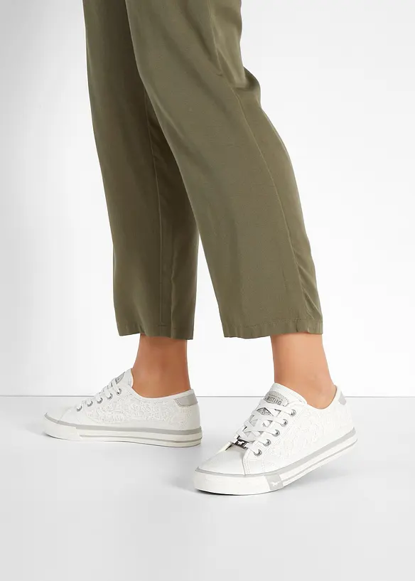 Tennis Mustang avec dentelle, Mustang