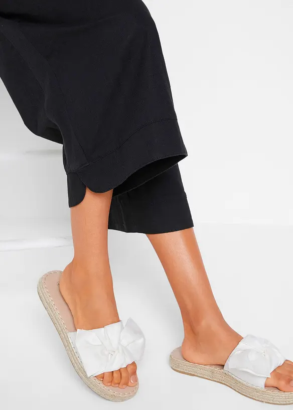 Pantalon en lin majoritaire, longueur 3/4, bonprix