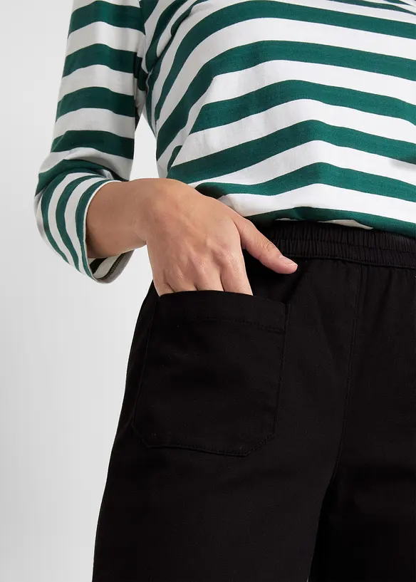 Pantalon en twill avec jambes évasées et taille confortable, bonprix