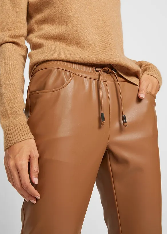 Pantalon enduit à taille élastiquée, bonprix