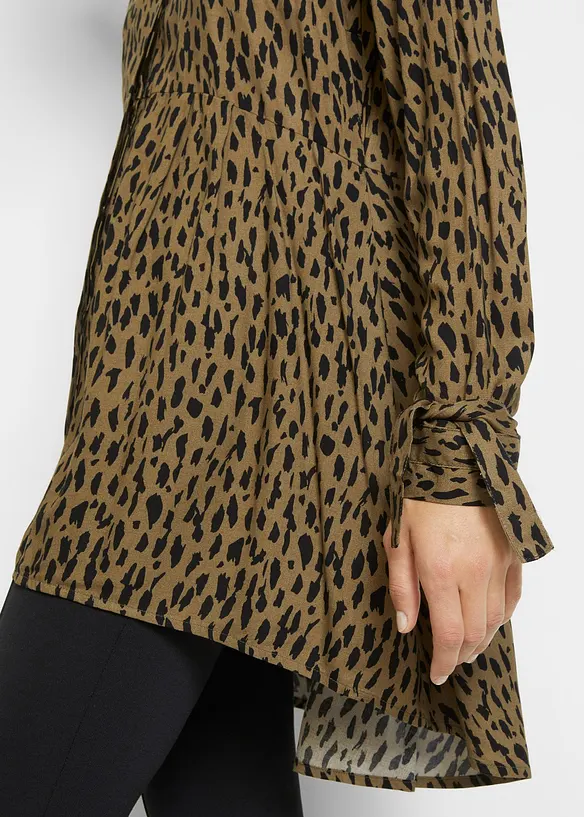 Chemisier 100% viscose, plus long derrière, bonprix