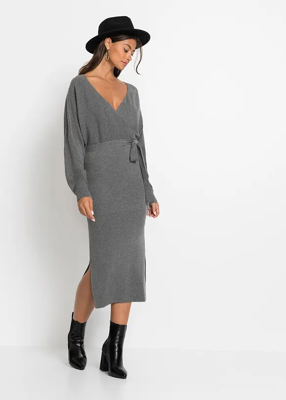Robe pull fluide en viscose mélangée, bonprix