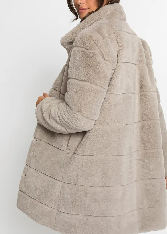 Manteau pelucheux, bonprix