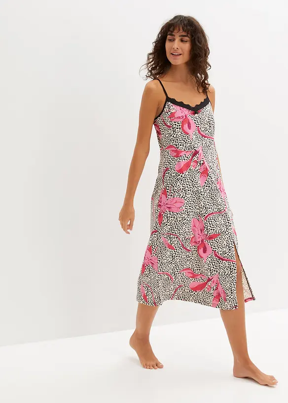 Longue nuisette avec bordure dentelle, bonprix