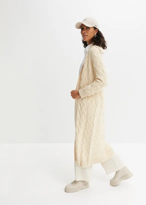 Gilet long en maille torsad&eacute;e, bonprix