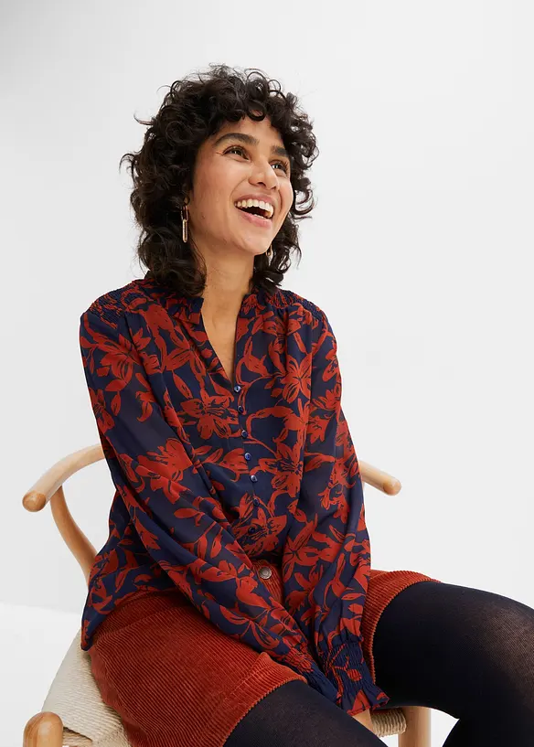 Chemisier en mousseline &agrave; d&eacute;tails smock&eacute;s, bonprix