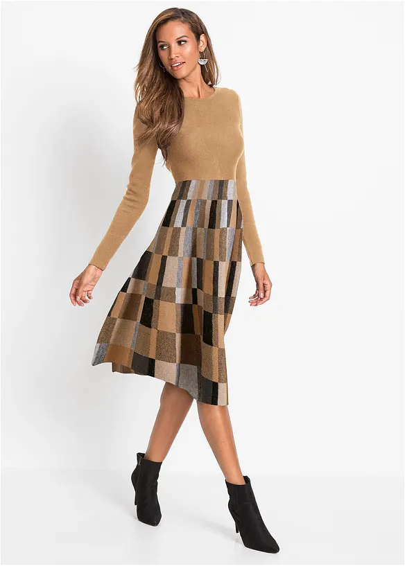 Robe évasée en maille à motif jacquard, bonprix