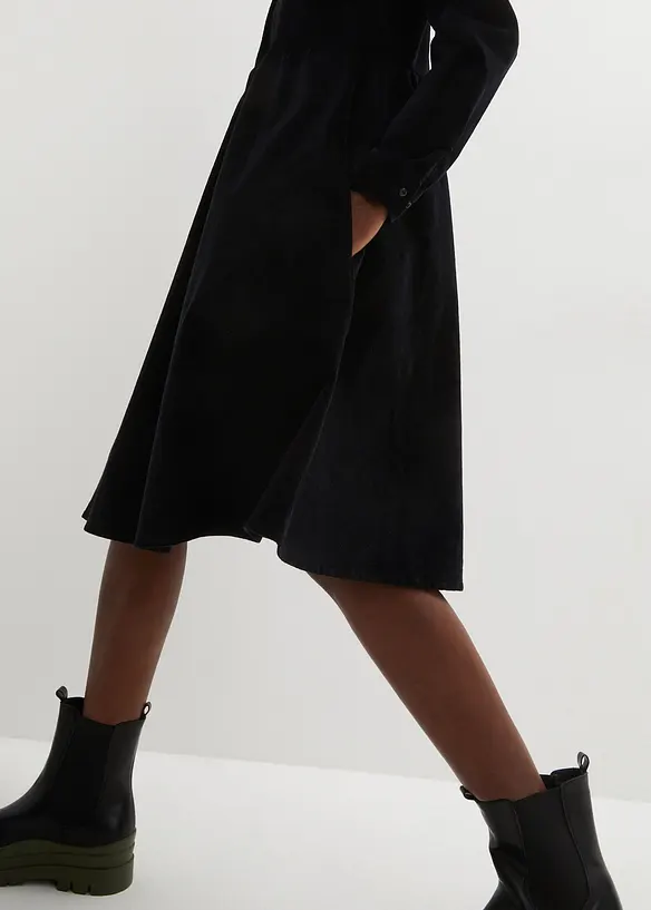 Robe en velours de coton côtelé, bonprix