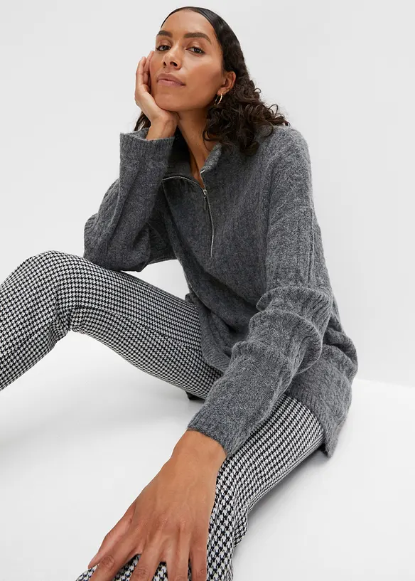 Pull long en maille torsadée, bonprix