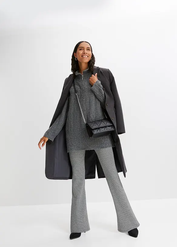 Pull long en maille torsadée, bonprix