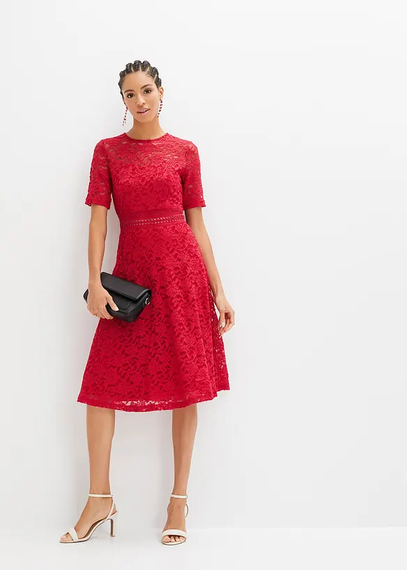 Robe en dentelle avec empi&egrave;cement crochet, bonprix