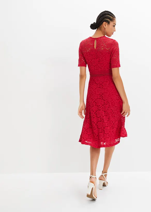 Robe en dentelle avec empi&egrave;cement crochet, bonprix