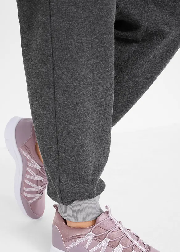 Pantalon de jogging avec bord-côtes contrastés, bonprix